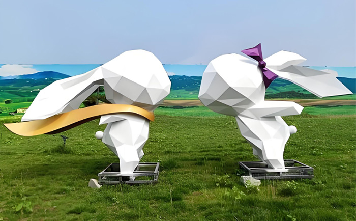 不銹鋼幾何動物雕塑--以幾何為筆，重繪動物的第二生命